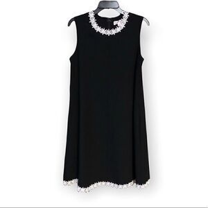 Nanette Lepore 10 LBD Black Daisy Appliqué Trim Shift Swing Sleeveless Dress